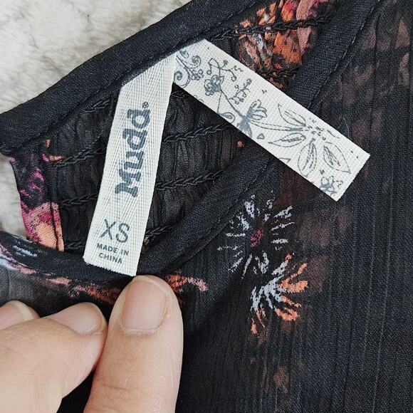 Mudd Cold Shoulder Blouse Womens XS Black Butterfly Print Sheer Boho Fairy Y2K - Picture 2 of 10